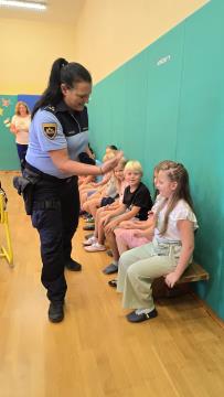 Sprejem prvošolcev v Lokvi; Vir: Občina Sežana